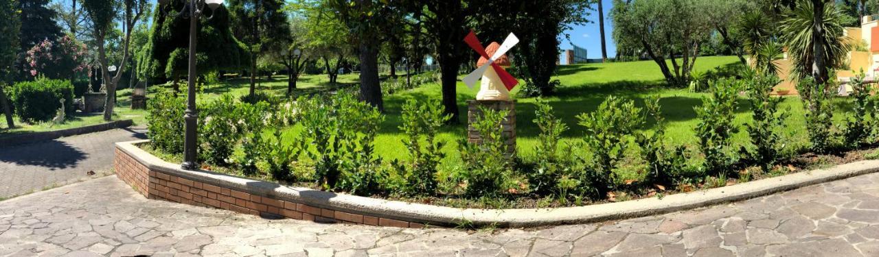 Residenza Verdemare Мисано Адриатико Екстериор снимка